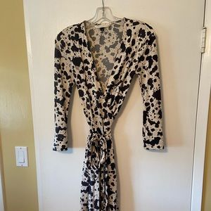 diane von furstenberg mid-length wrap dress